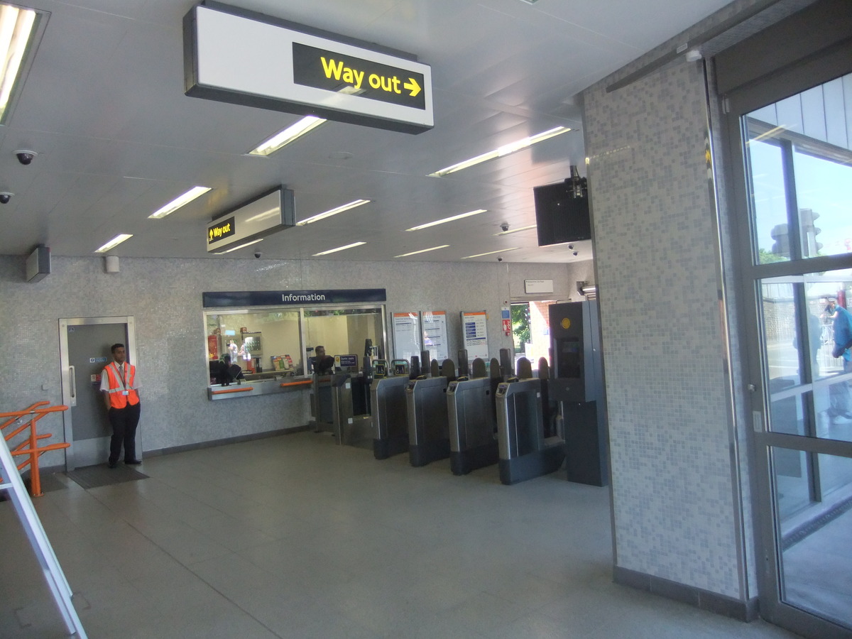 Surrey Quays Ticket Office